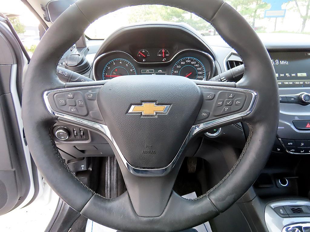 Chevrolet Cruise - Vista 8
