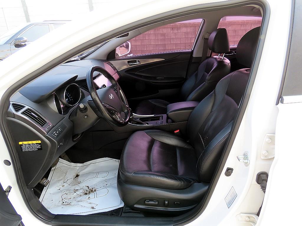 HYUNDAI Sonata - Vista 5