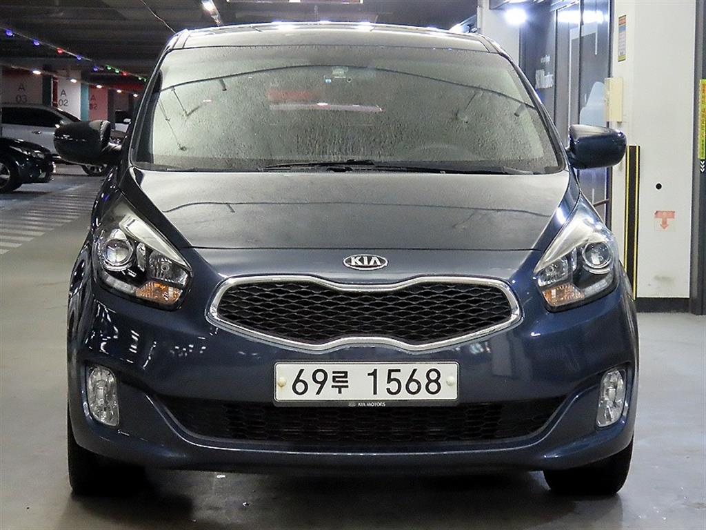 KIA Carens - Vista 2