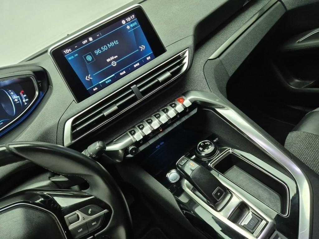 Peugeot 3008 - Vista 10