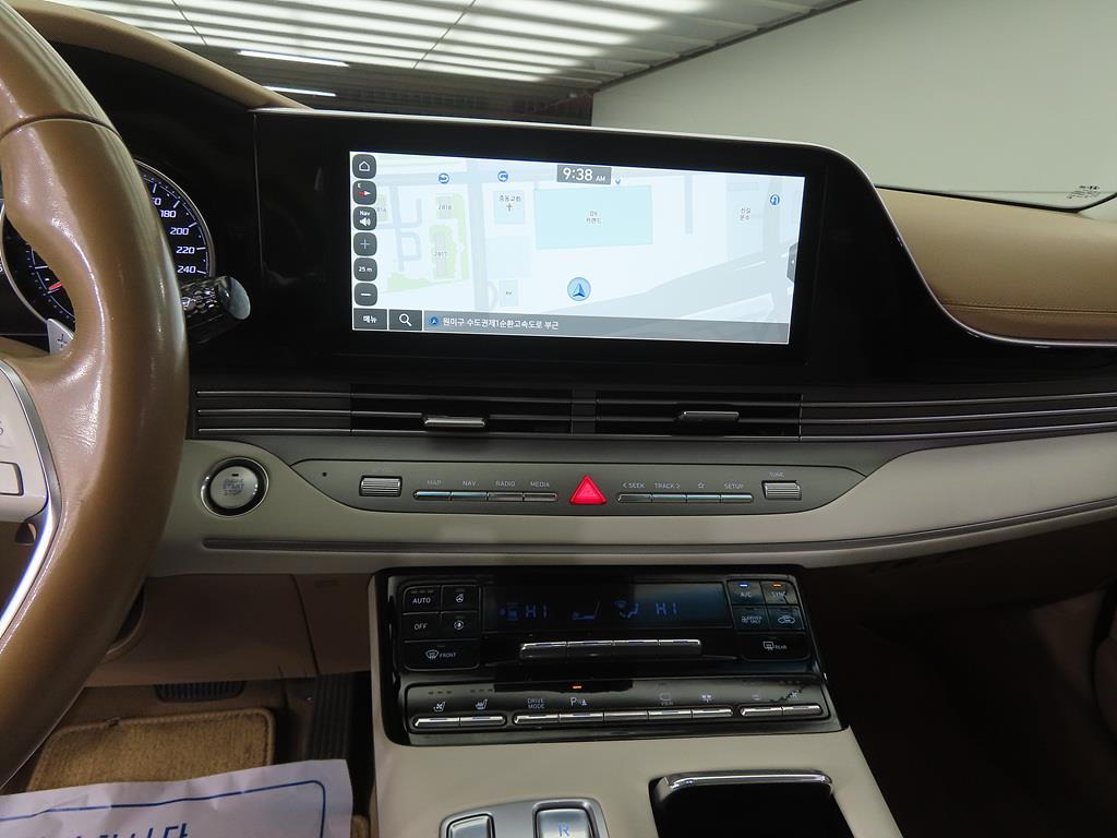 HYUNDAI Grandeur - Vista 10