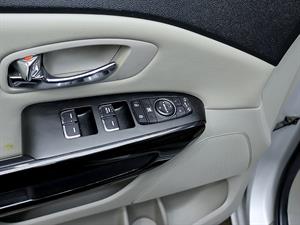 KIA Carnival - Vista 9