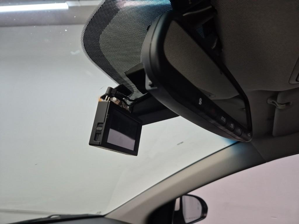 HYUNDAI Avante - Vista 7