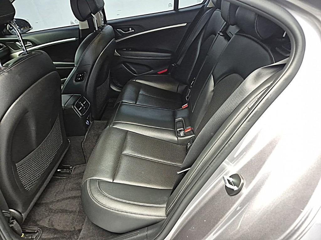 Genesis G70 2023 Gris - Importación desde Corea - HF Imports Iquique - Foto 17