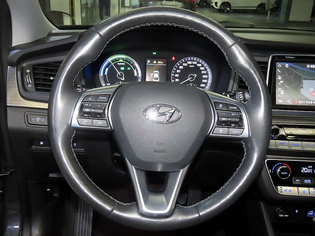 HYUNDAI Sonata - Vista 8