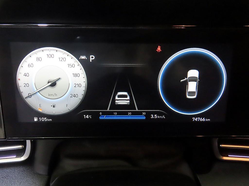 HYUNDAI Avante - Vista 9