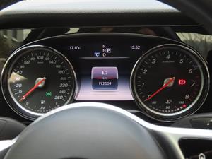 Mercedes Benz E class - Vista 10