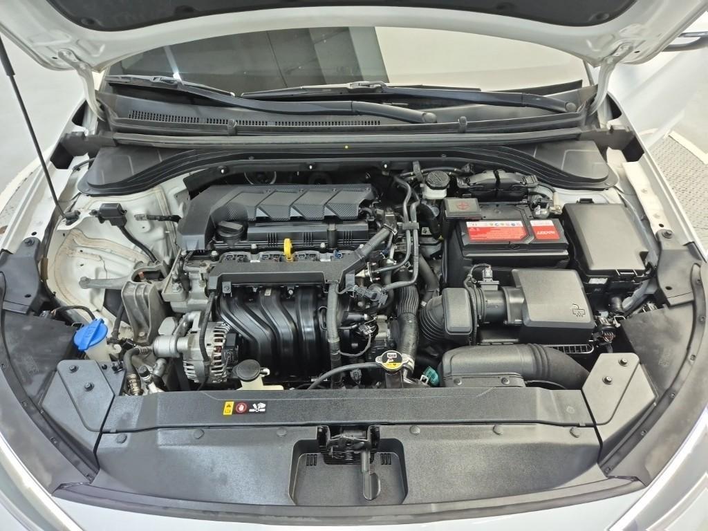 HYUNDAI Avante 2020 Blanco - Importación desde Corea - HF Imports Iquique - Foto 19