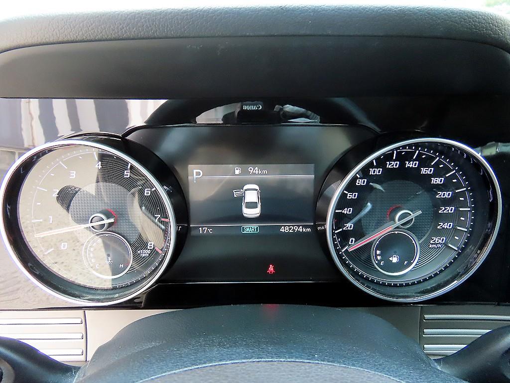 HYUNDAI Grandeur - Vista 9