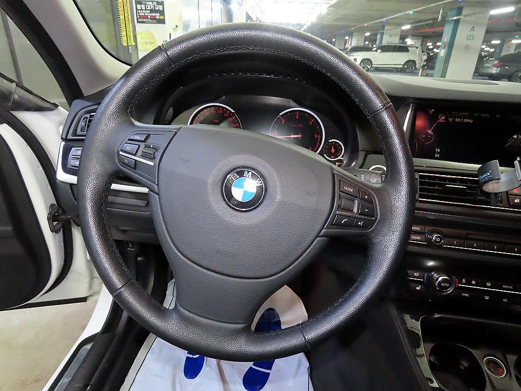 BMW 5 Series - Vista 8