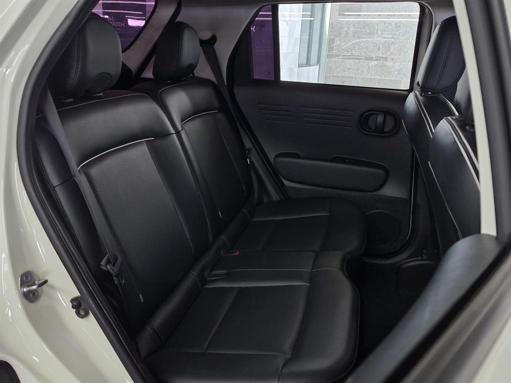 HYUNDAI Casper - Vista 11