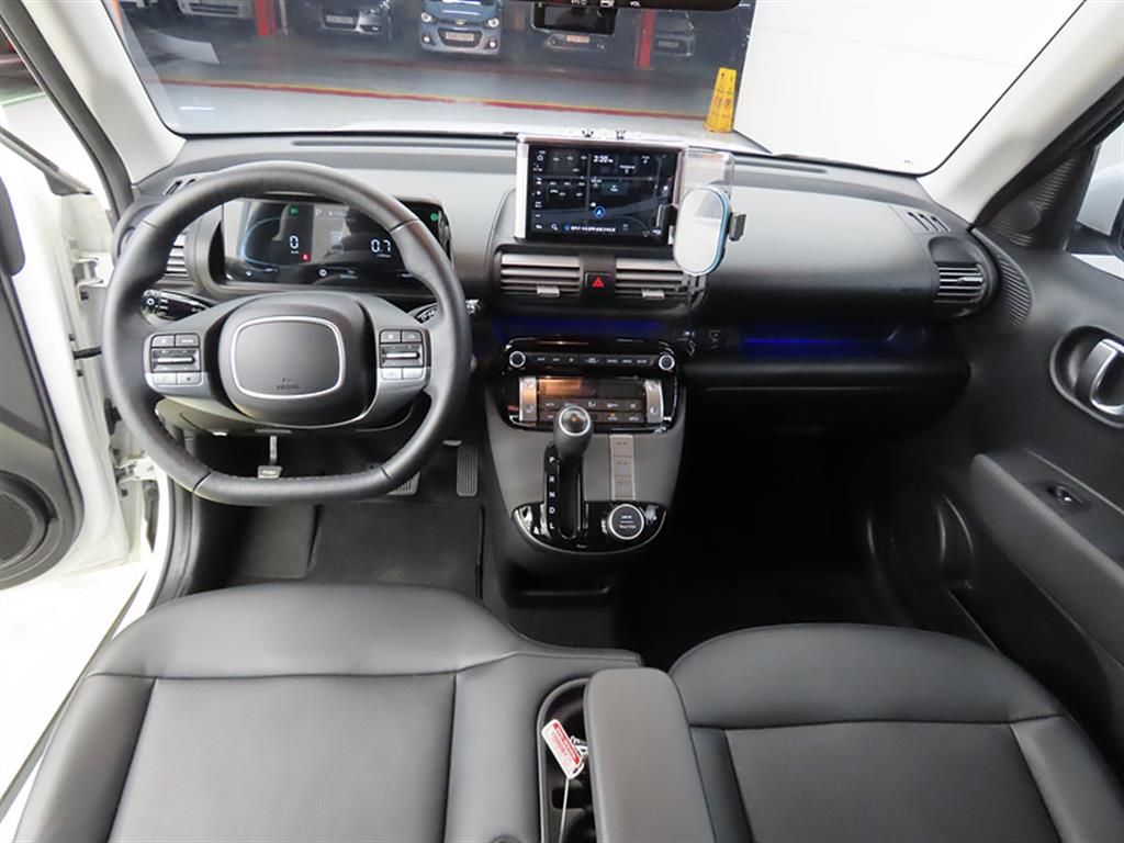 HYUNDAI Casper - Vista 7