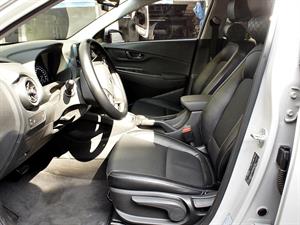 HYUNDAI Kona - Vista 10