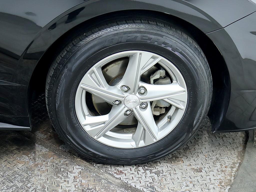 HYUNDAI Sonata 2022 Negro - Importación desde Corea - HF Imports Iquique - Foto 8