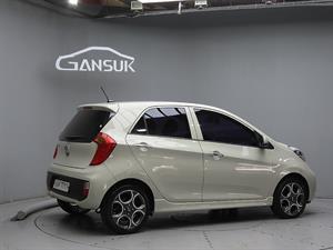 KIA Morning - Vista 8