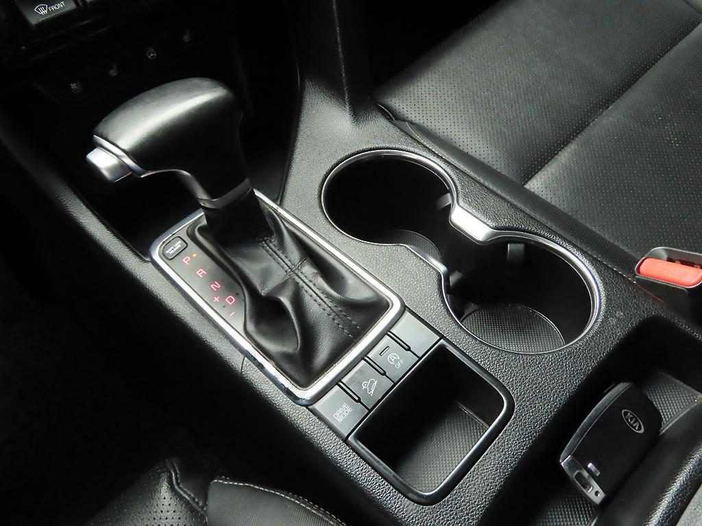 KIA Sportage - Vista 11