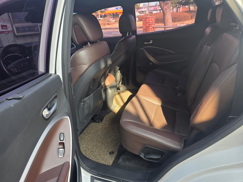 HYUNDAI Santa Fe 2018 Blanco - Importación desde Corea - HF Imports Iquique - Foto 16