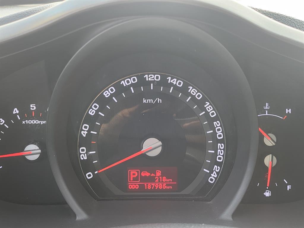 KIA Sportage - Vista 5