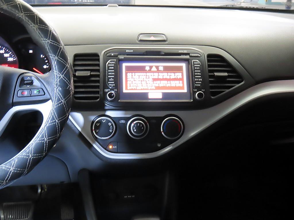 KIA Morning - Vista 11