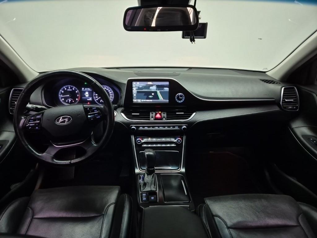 HYUNDAI Grandeur - Vista 7