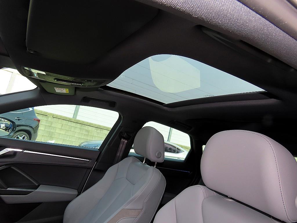 Audi Q3 2023 Blanco - Importación desde Corea - HF Imports Iquique - Foto 16