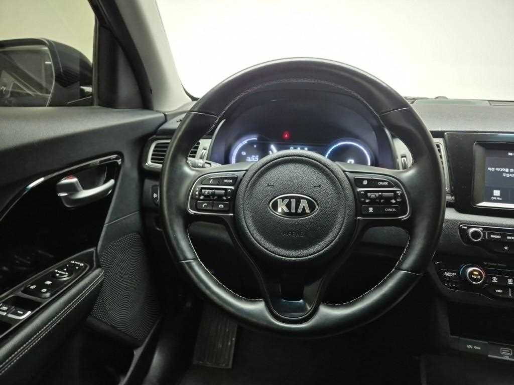 KIA Niro - Vista 9