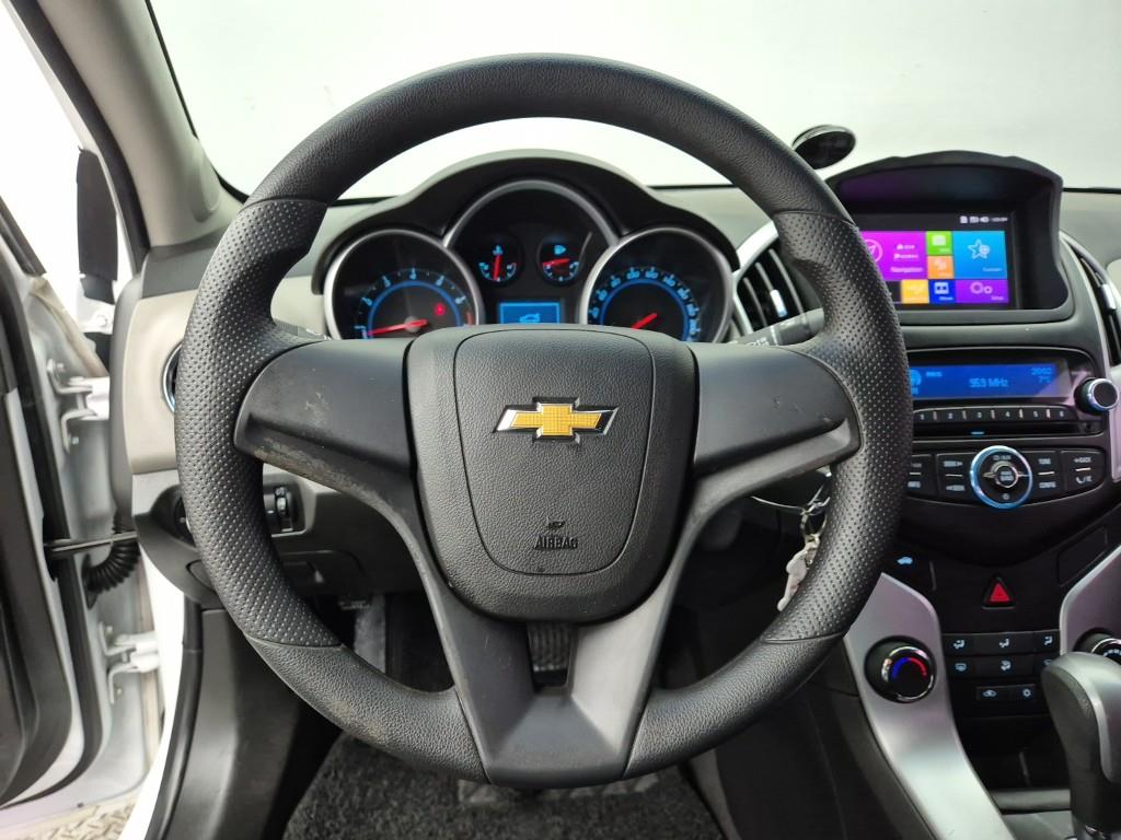 Chevrolet Cruise - Vista 9