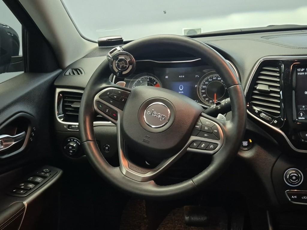 Jeep Cherokee - Vista 8