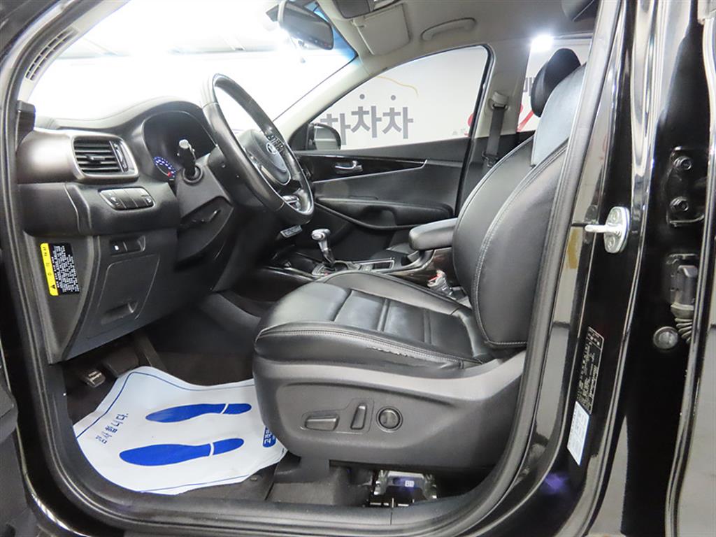 KIA Sorento - Vista 5