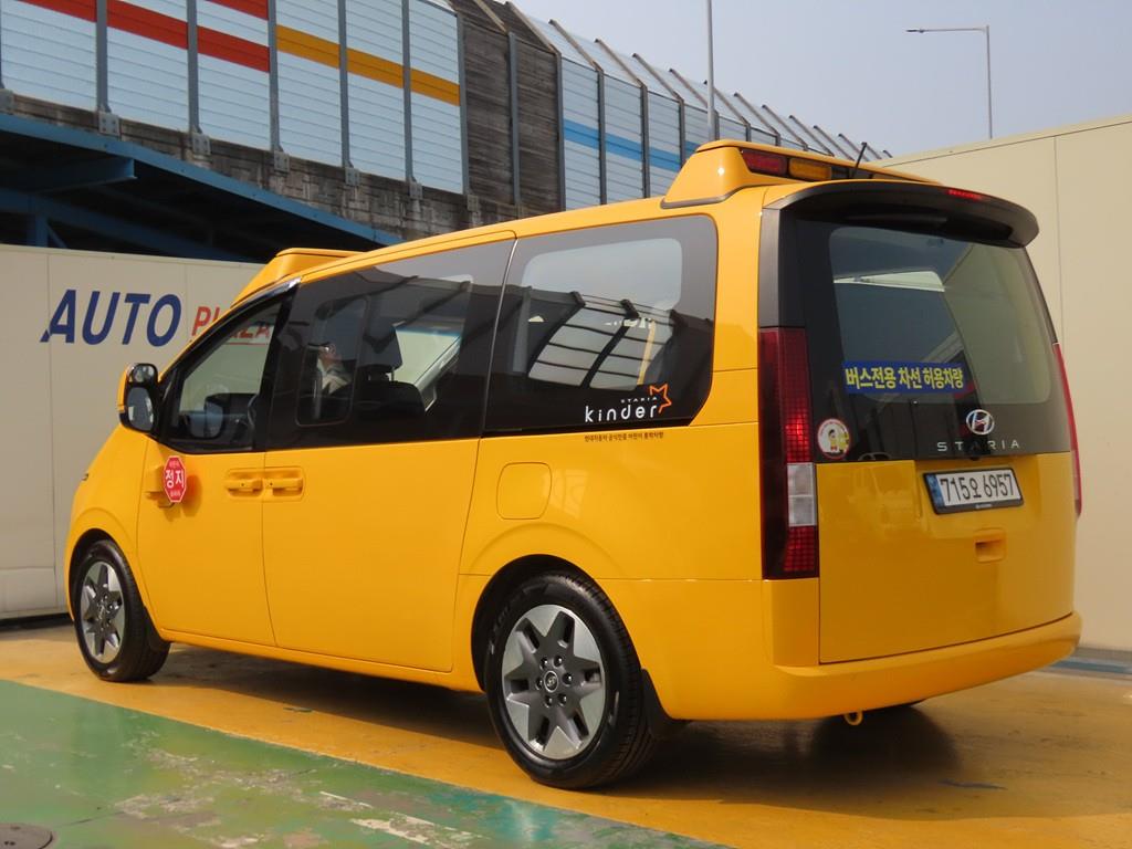 HYUNDAI Staria - Vista 4