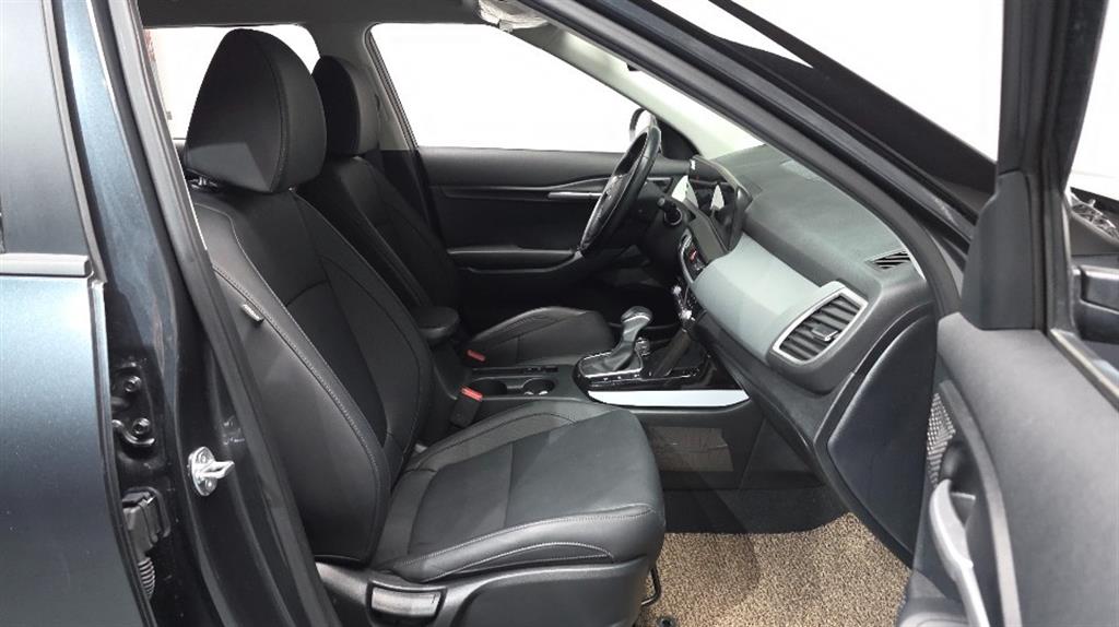 KIA Seltos - Vista 10