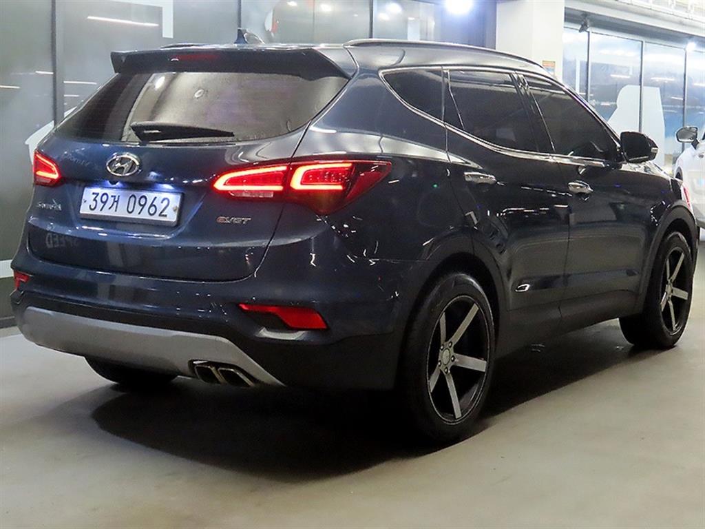 HYUNDAI Santa Fe - Vista 4