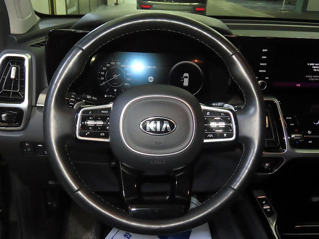 KIA Sorento - Vista 8