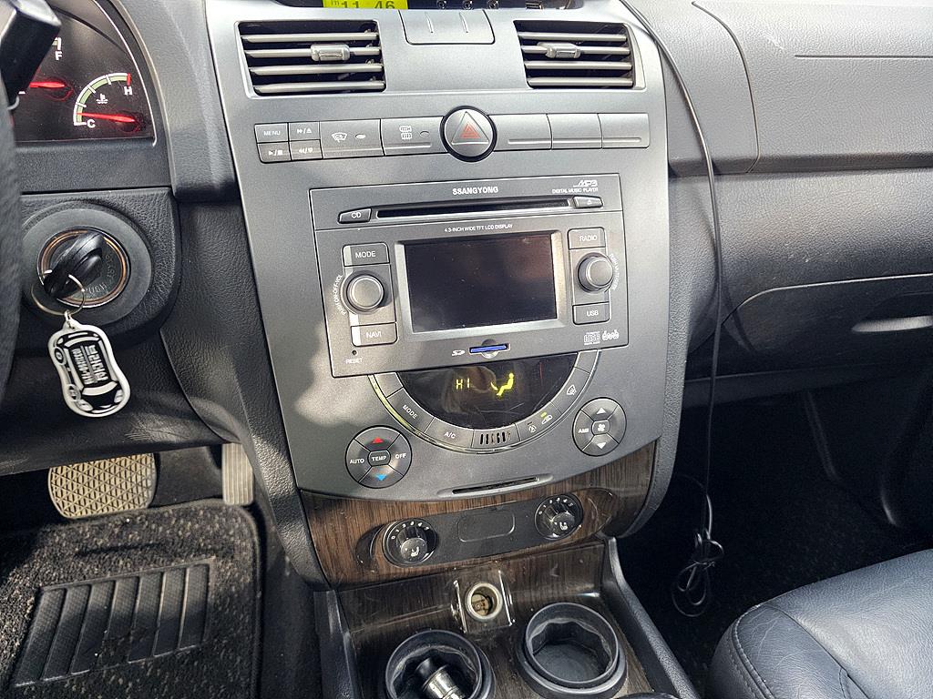 Ssangyong Rexton 2009 Plateado - Importación desde Corea - HF Imports Iquique - Foto 15