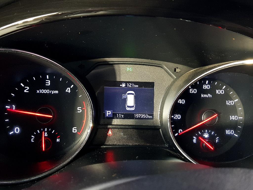 KIA Carnival - Vista 7