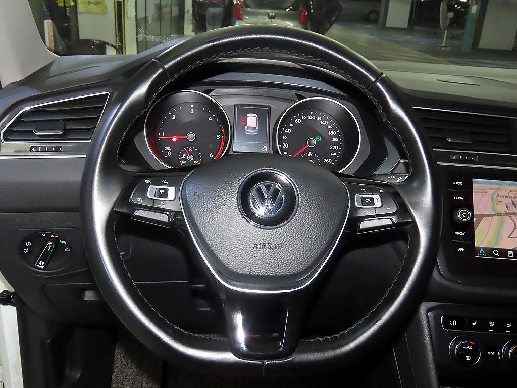 Volkswagen Tiguan - Vista 8