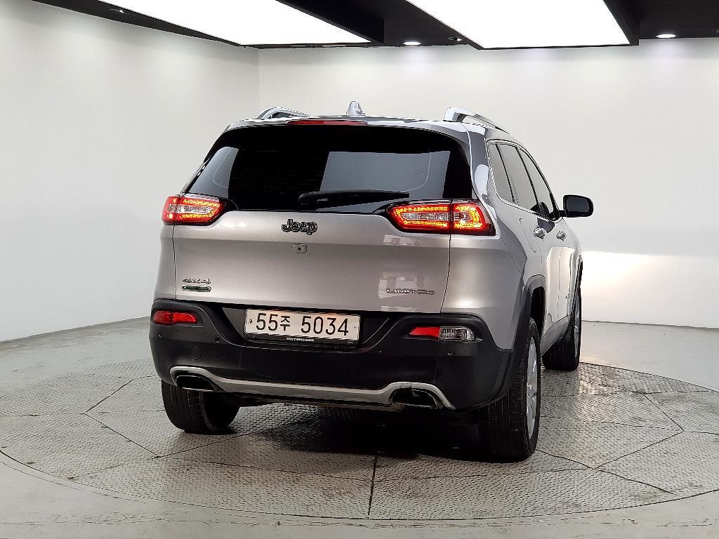 Jeep Cherokee - Vista 3