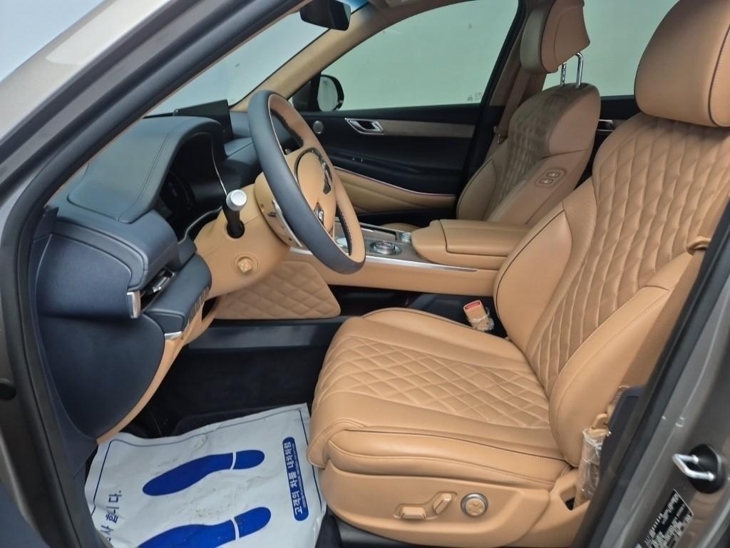 Genesis GV80 - Vista 11