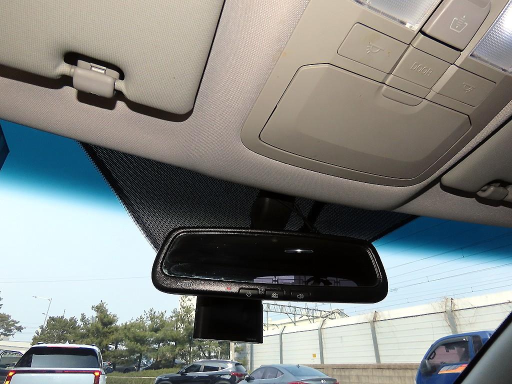 Ssangyong Tivoli 2016 Blanco - Importación desde Corea - HF Imports Iquique - Foto 16