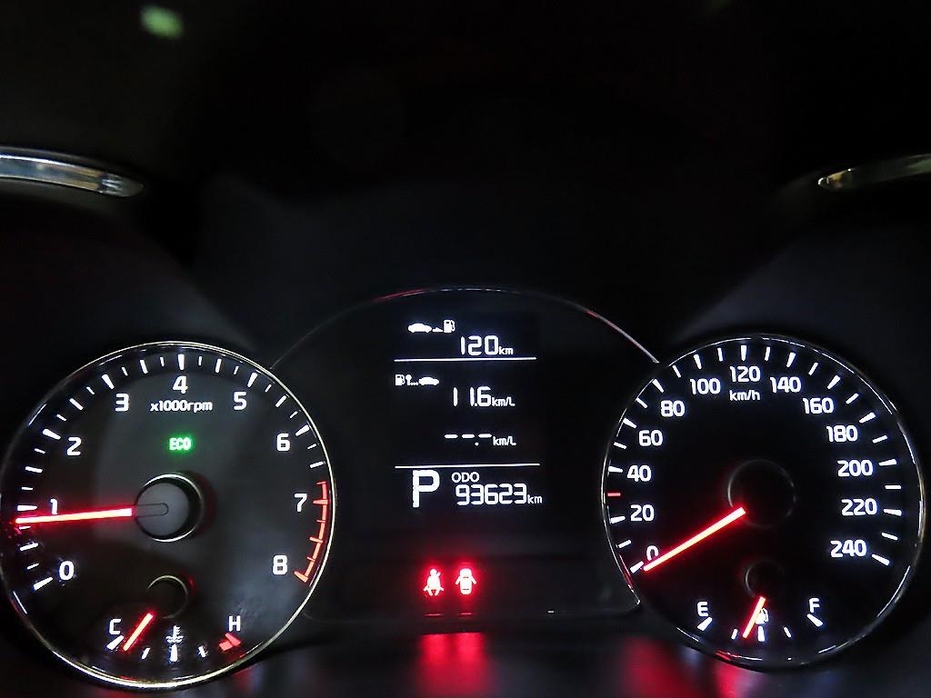 KIA K3 - Vista 9