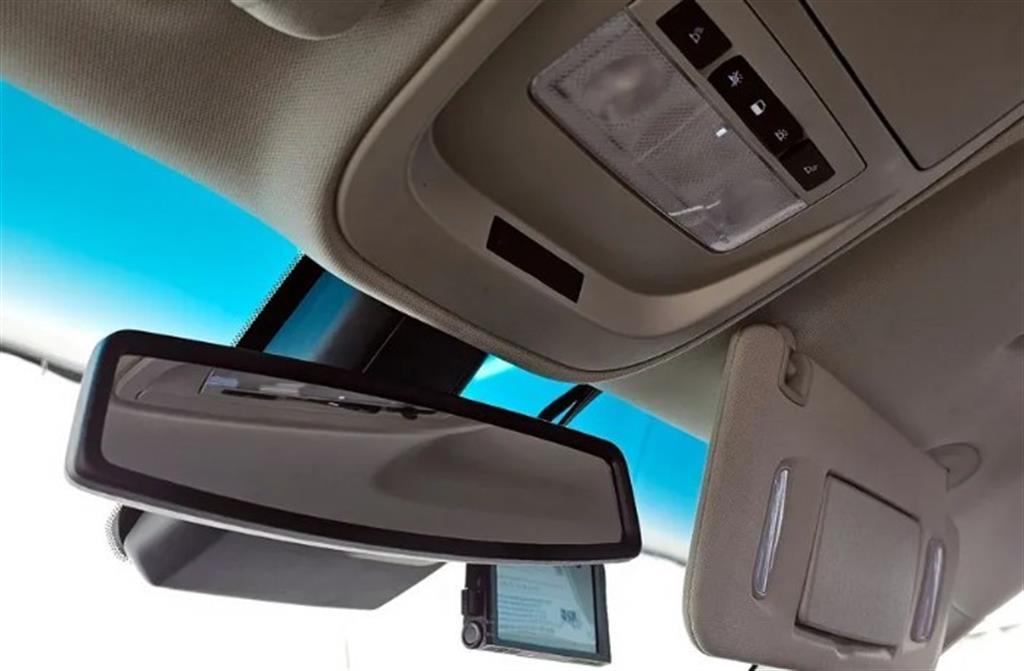 Chevrolet ?Colorado 2021 Blanco - Importación desde Corea - HF Imports Iquique - Foto 17