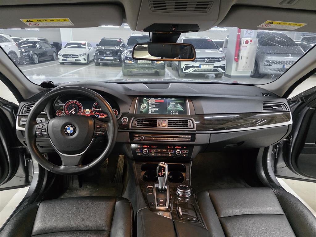 BMW 5 Series - Vista 9