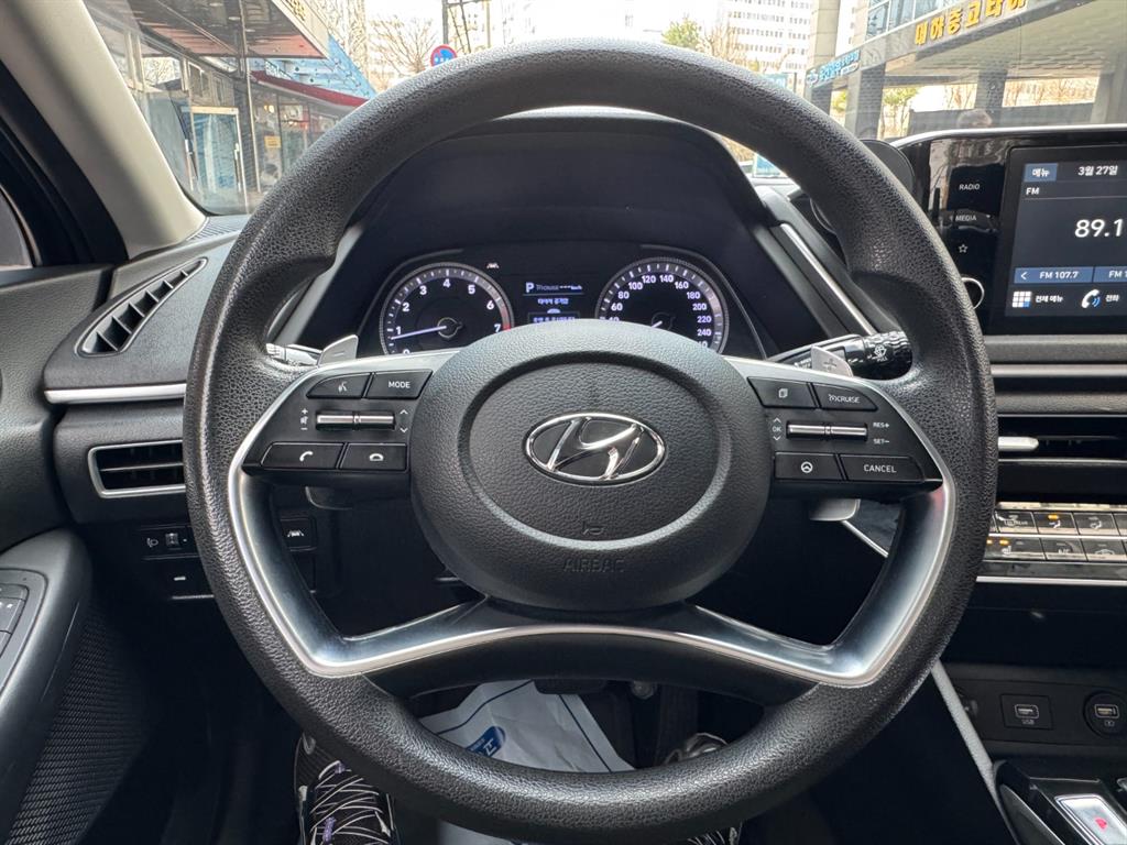 HYUNDAI Sonata - Vista 11