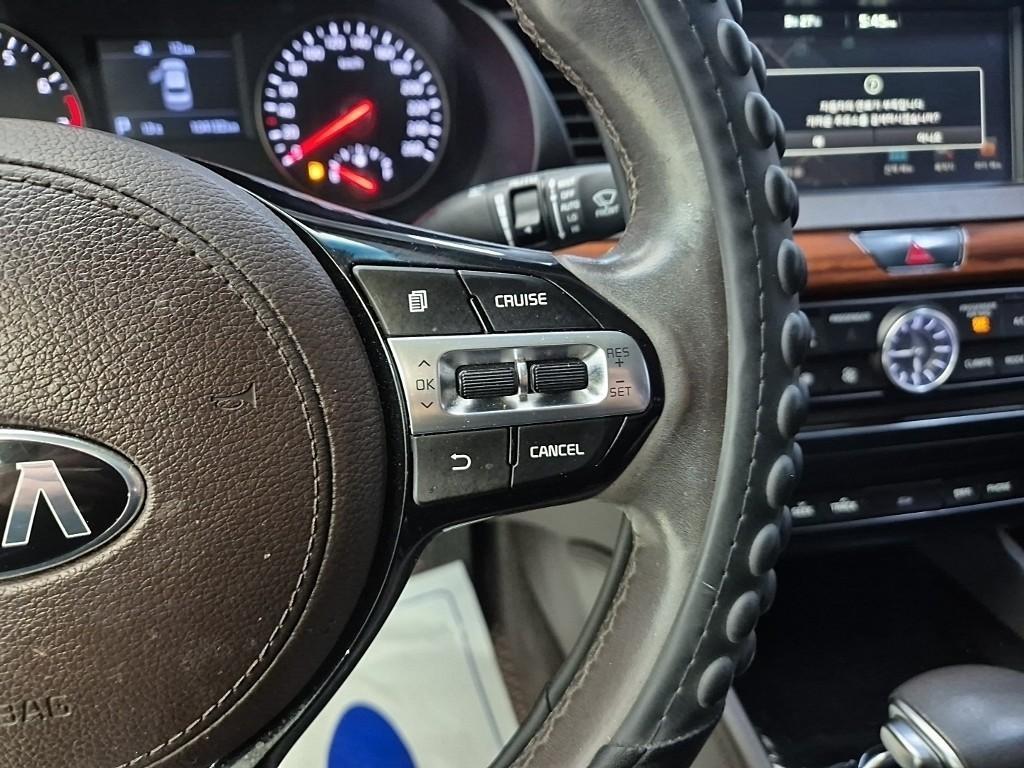 KIA K7 2016 Negro - Importación desde Corea - HF Imports Iquique - Foto 16