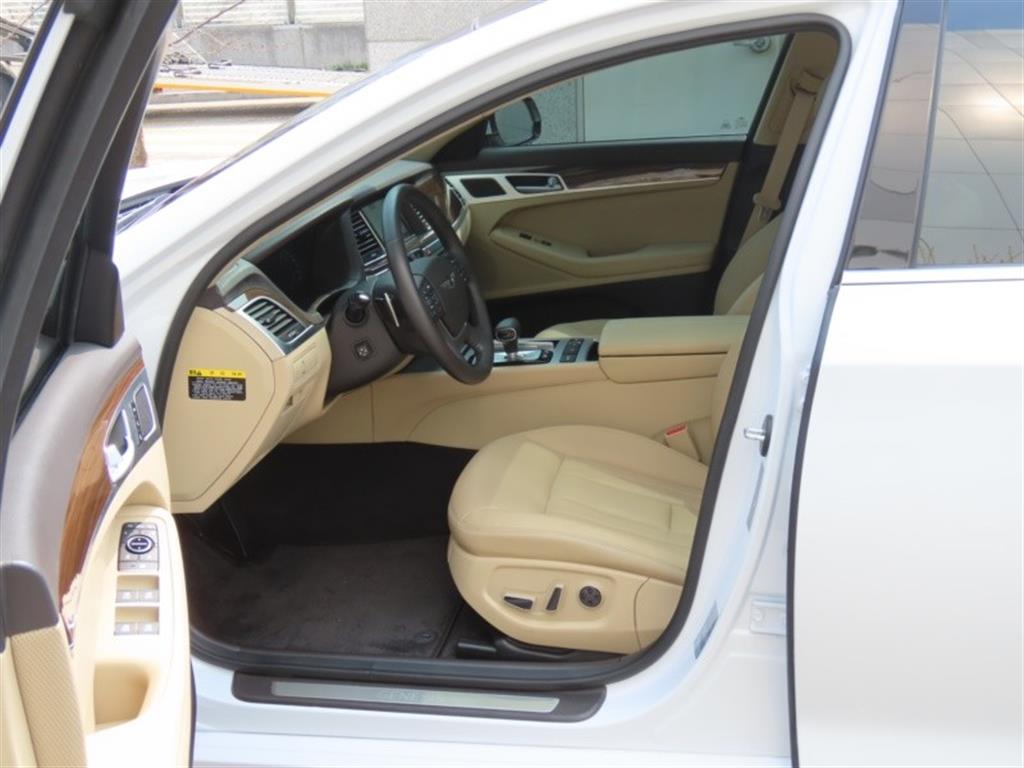 Genesis G80 2017 Blanco - Importación desde Corea - HF Imports Iquique - Foto 13