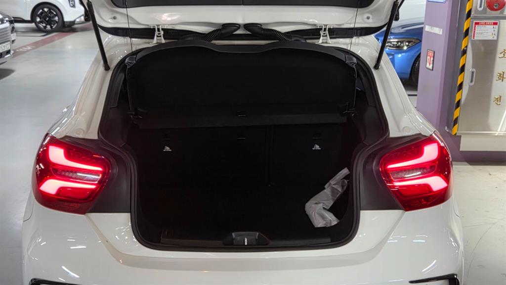 Mercedes Benz A Class - Vista 6