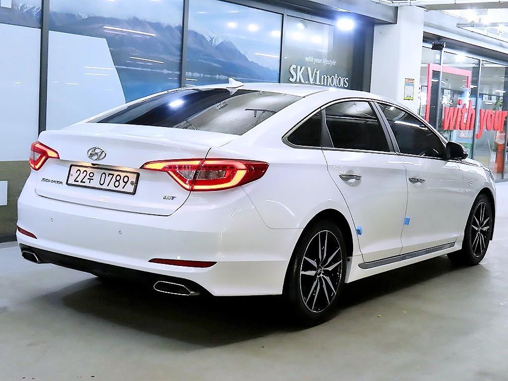 HYUNDAI Sonata - Vista 4