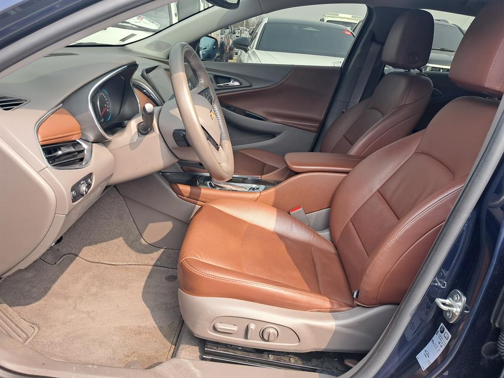 Chevrolet Malibu - Vista 12