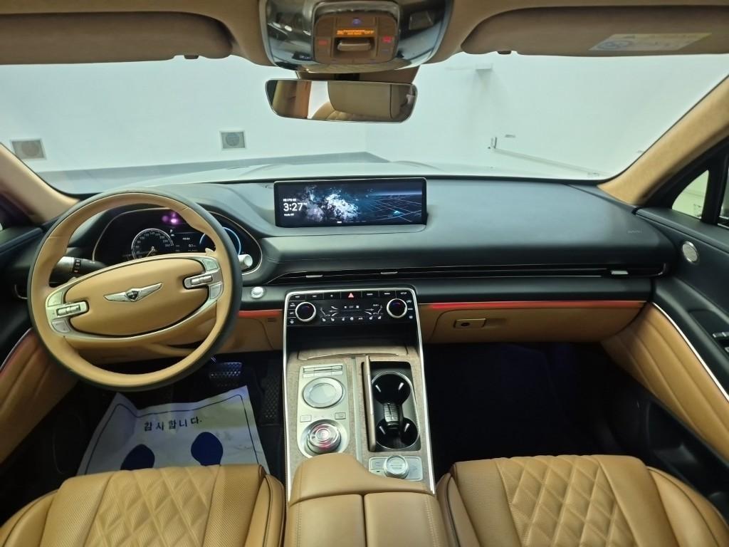 Genesis GV80 - Vista 7