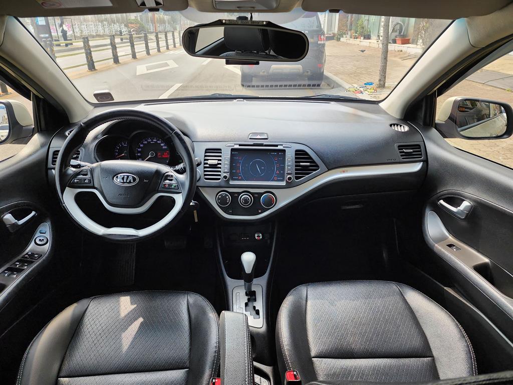 KIA Morning - Vista 11